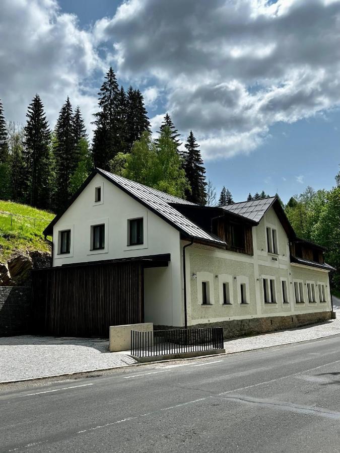 Rakosarna Suites & Apartments Špindlerŭv Mlýn 외부 사진